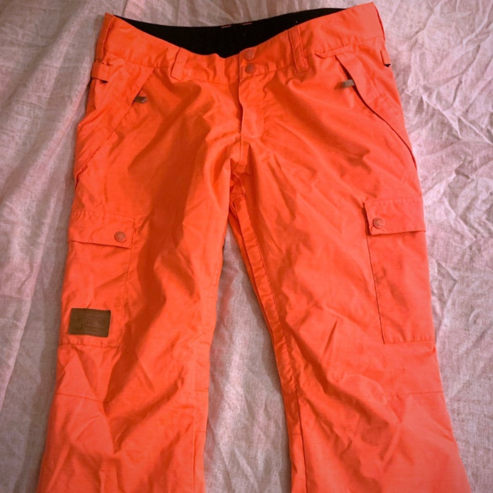 DC waterproof snowpants